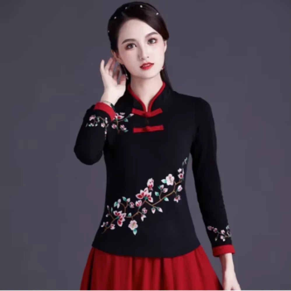 Ethnic Style Streetwear Fashion Casual Women Clothing Shirts for Women Vintage Clothes Tshirt Y2K Top Women Clothes Embroidery