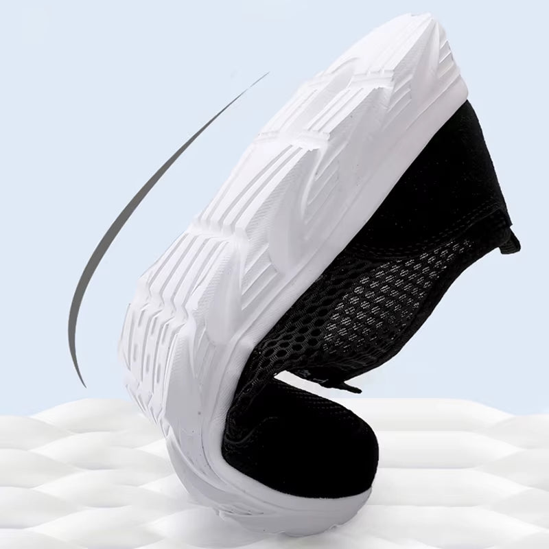 2023 Lightweight Men Casual Shoes Breathable Slip on Male Casual Sneakers Anti-Slip Men'S Flats Outdoor Walking Shoes Size 39-47